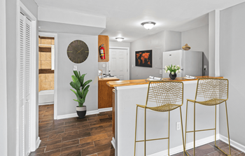 Breakfast bar in kitchen